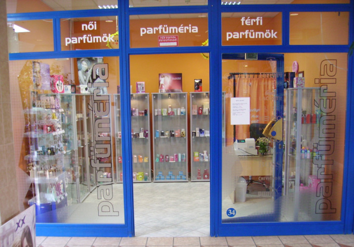 Felirat, rekl�mfelirat - kirakat, port�l, �zlet dekor - 007